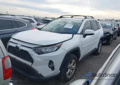 2019 Toyota Rav4 Xle from USA, damaged, VIN 2T3W1RFV1KW012199